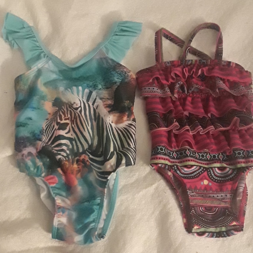 ( 2) Girls 12 months one piece bathing suits